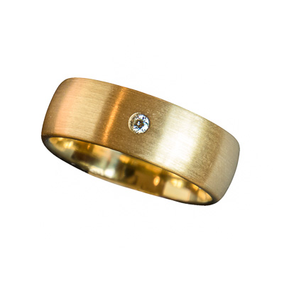 Trauring Gelbgold mattiert mit Brillant