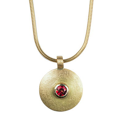 Goldanhänger mit Granat mit Goldkette