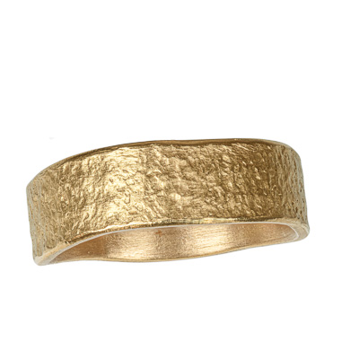 Ring mit Struktur