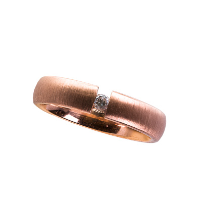 Trauring Rotgold mattiert mit Brillant